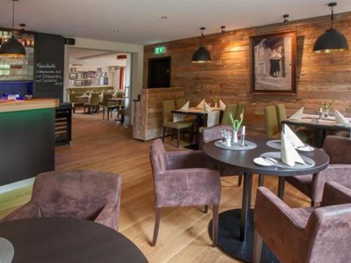 Hotel-Restaurant Zur Linde Altenmedingen Экстерьер фото