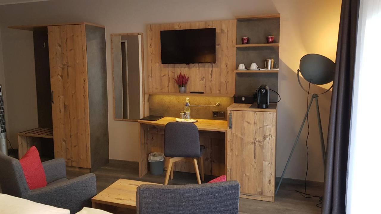 Hotel-Restaurant Zur Linde Altenmedingen Экстерьер фото